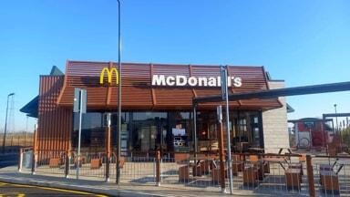 McDonald’s apre a Montecchio Emilia e cerca 50 dipendenti: ecco come partecipare alle selezioni