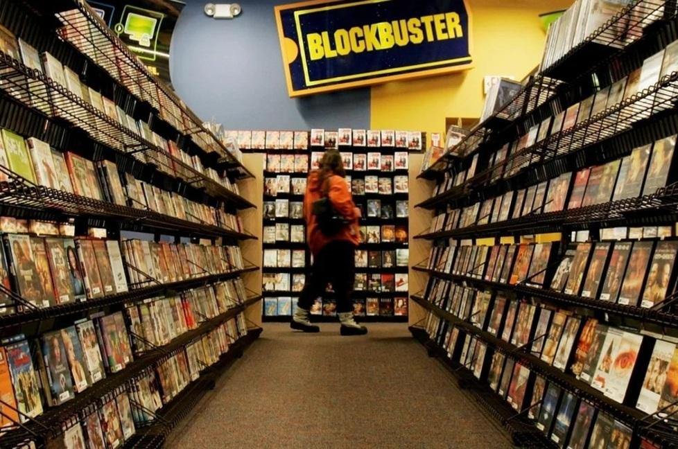 
	Uno dei negozi Blockbuster, brand nato nel 1985

