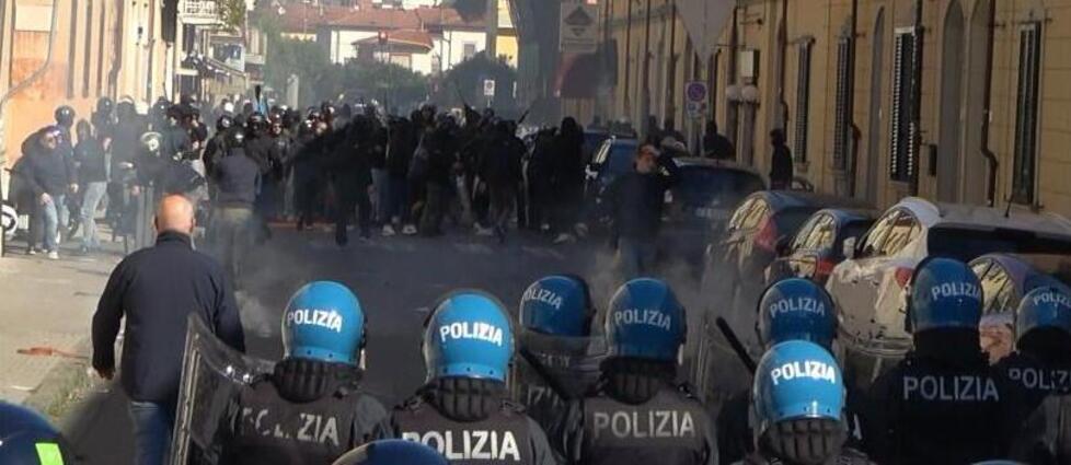 
	Gli scontri a Pisa

