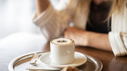 Negli ultimi 10 anni hanno chiuso 21mila bar: tutti i numeri