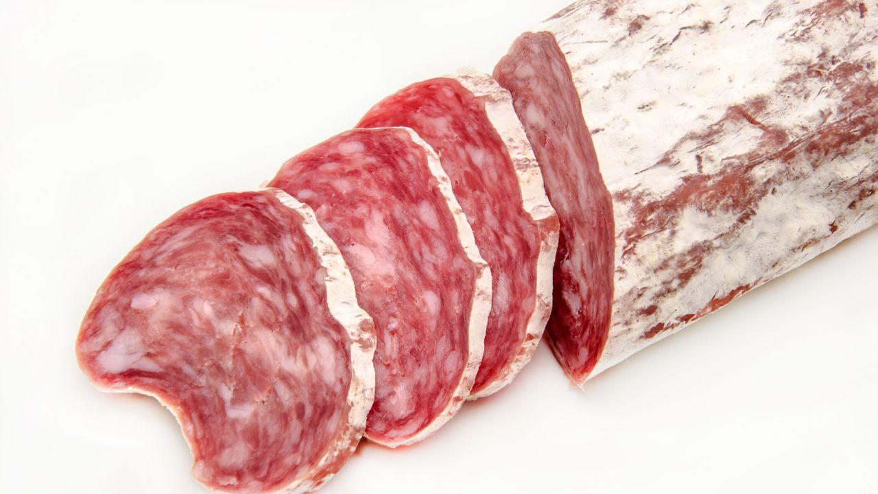 Salame ritirato dal supermercato (Foto di repertorio)