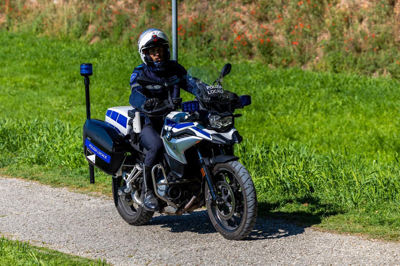 Usa un’auto non sua: denunciato a Ferrara