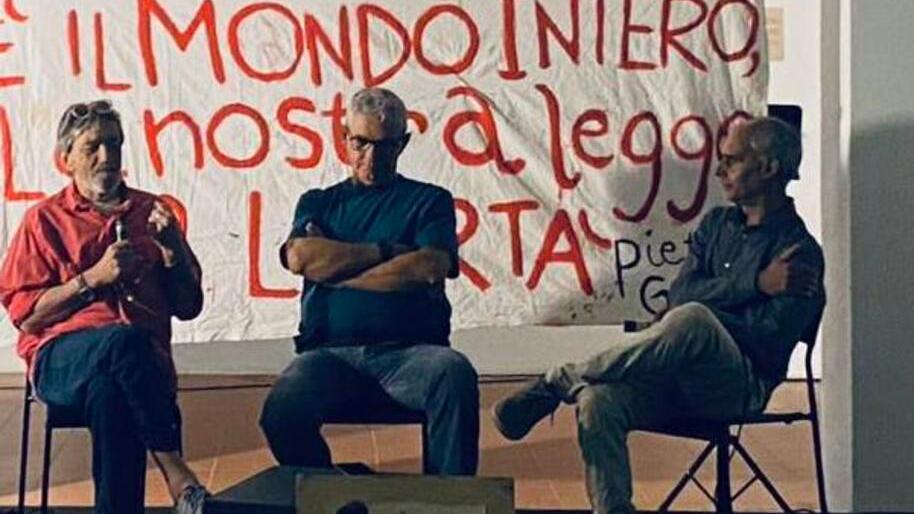 Andrea Galassi (a destra) a un incontro su Pietro Gori con Sergio Rossi (a sinistra) e Franco Cambi