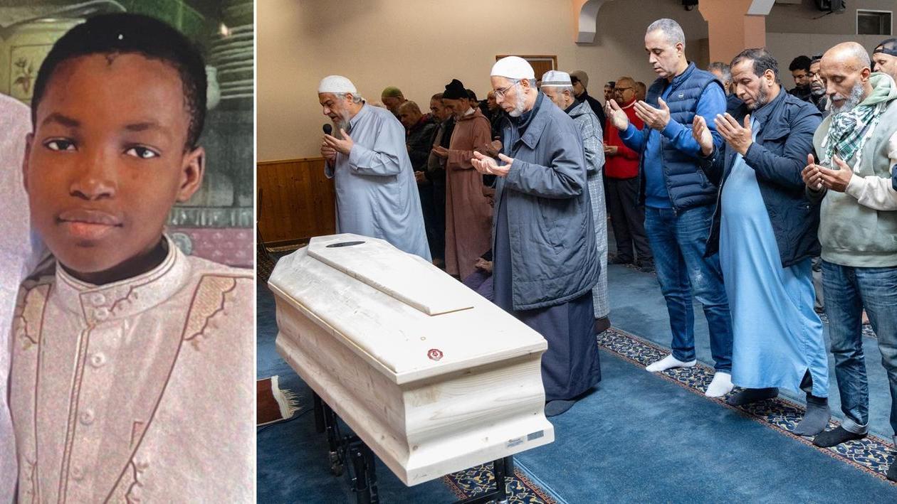 Il funerale di Abdul, morto annegato nel Secchia
