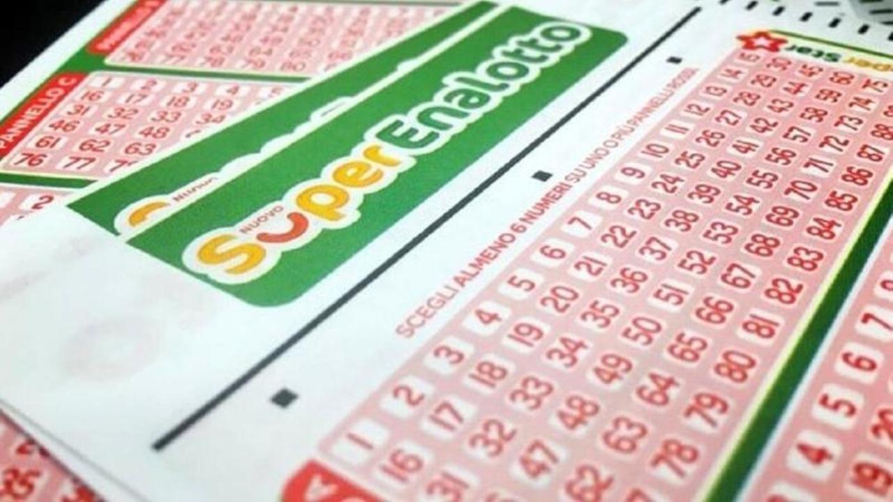 Vincita in Toscana al Superenalotto 