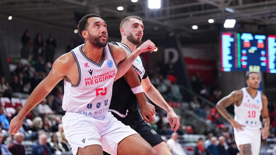 La Una Hotels ne segna 100 ai kosovari del Bashkimi