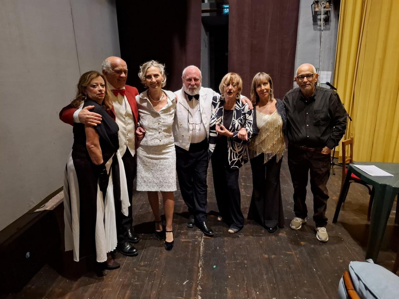 Ricominciamo ridendo, sul palco di Livorno l’umorismo fa spettacolo