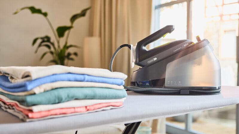 Come orientarsi tra le tante opzioni per trovare il ferro da stiro perfetto