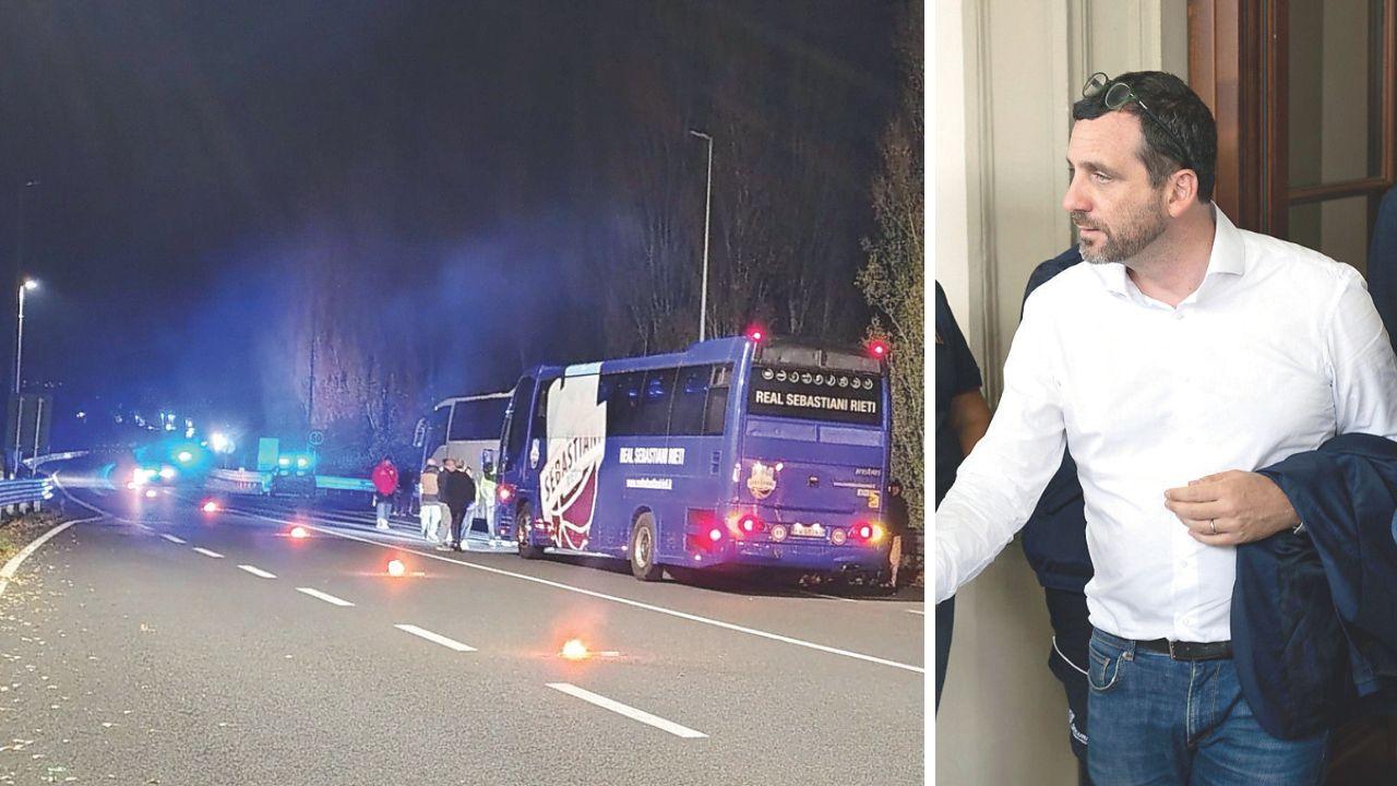 Il bus dei tifosi pistoiesi e il sindaco Alessandro Tomasi