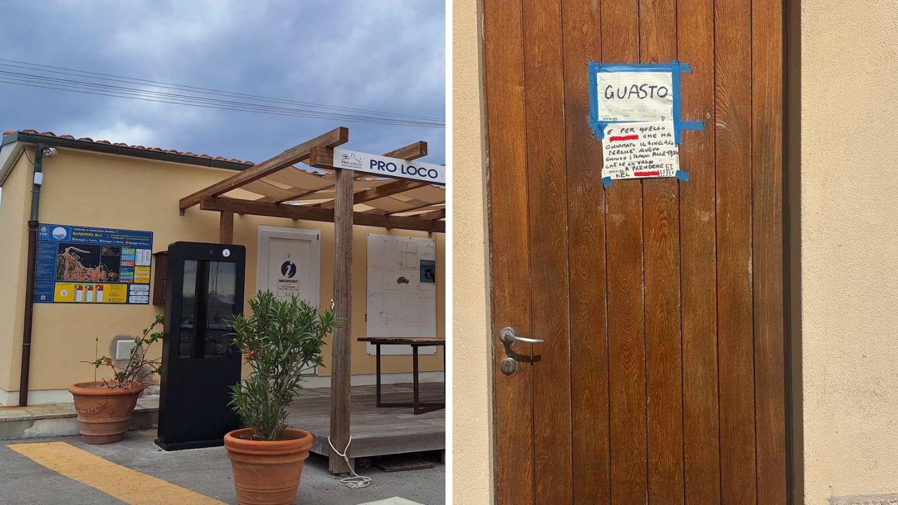 A sx il totem informativo e a dx il cartello alla porta del bagno pubblico