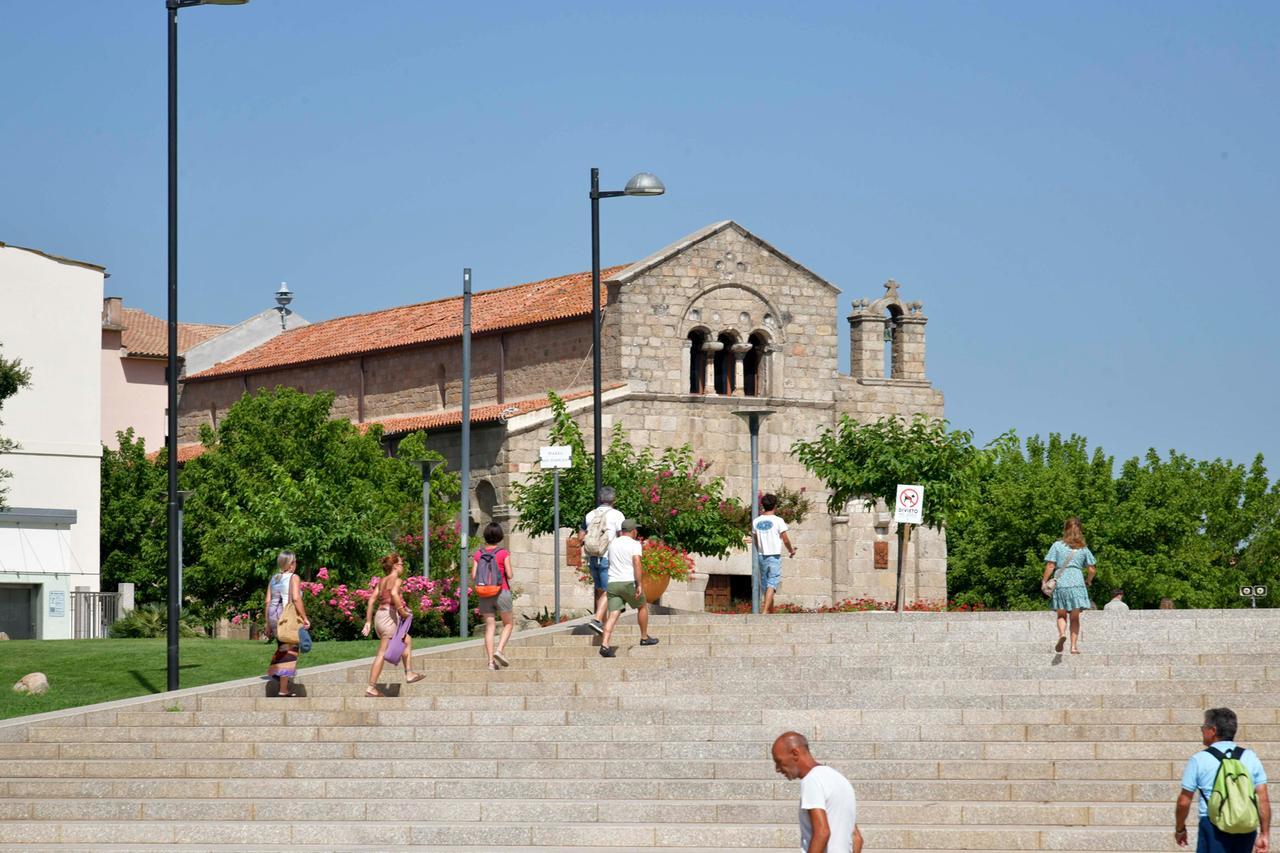 
	La basilica di San Simplicio

