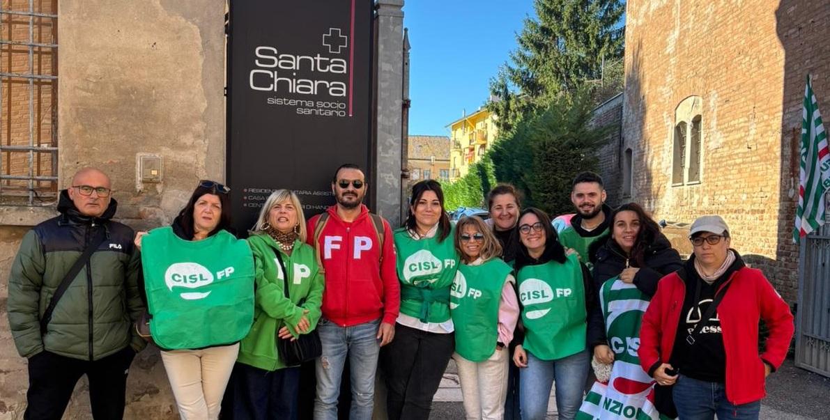 Personale al collasso alla Rsa Santa Chiara di Ferrara. «Maggior attenzione e più rispetto»