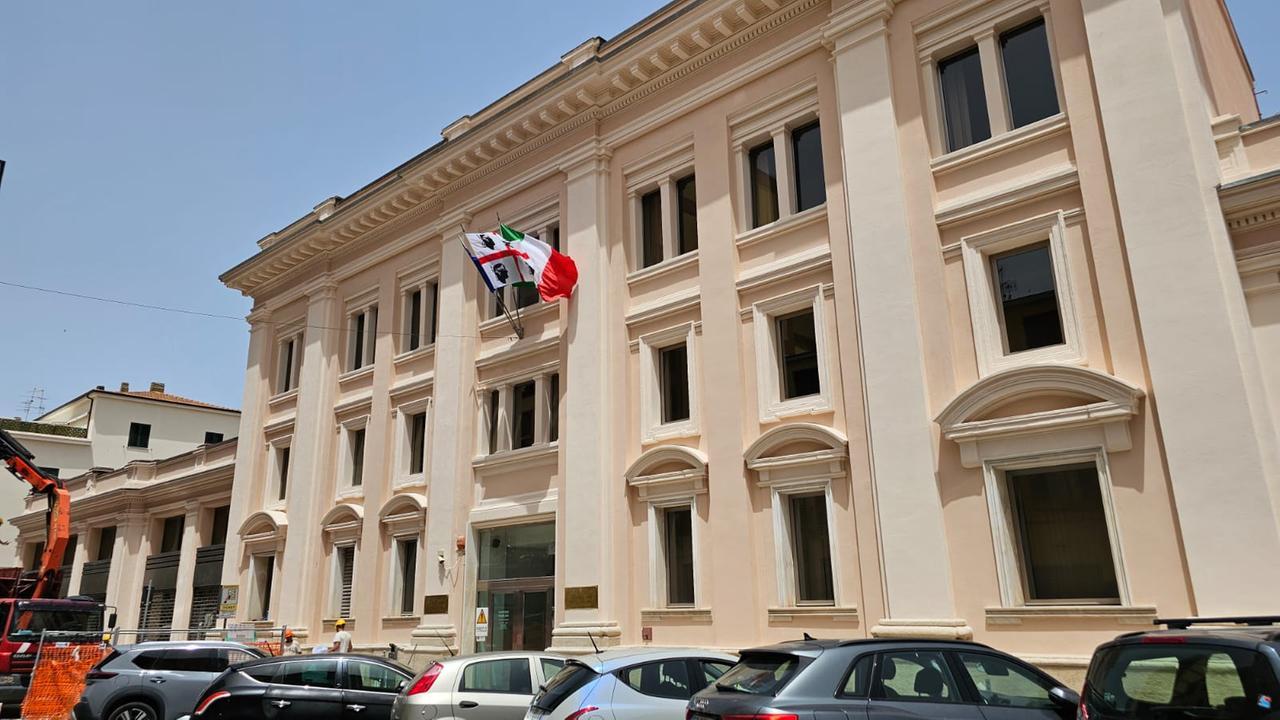 Nord Sardegna: crescono turismo e servizi, male il commercio