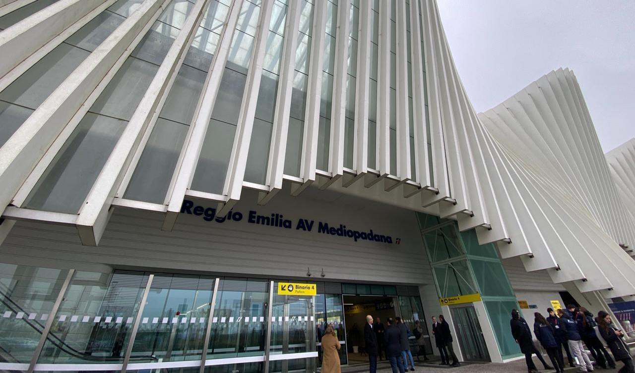 
	La stazione Mediopadana

