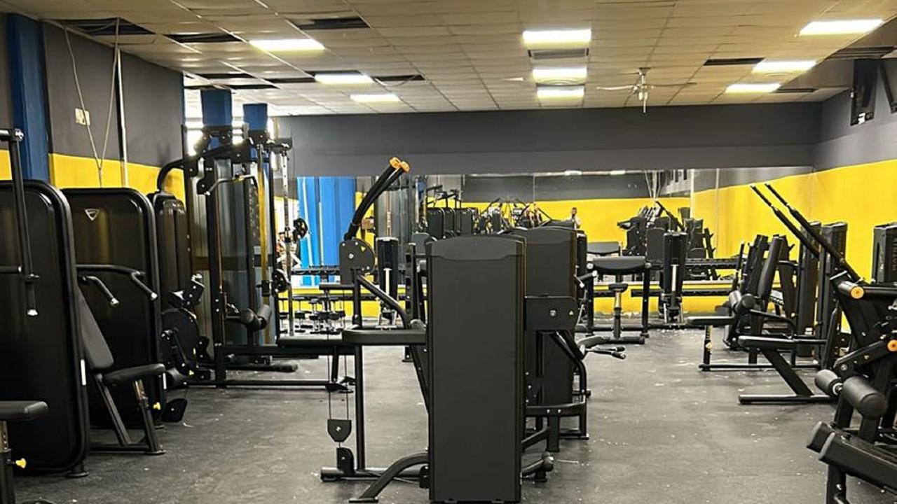 La palestra ormai ex GimFive di Marilia, a Livorno