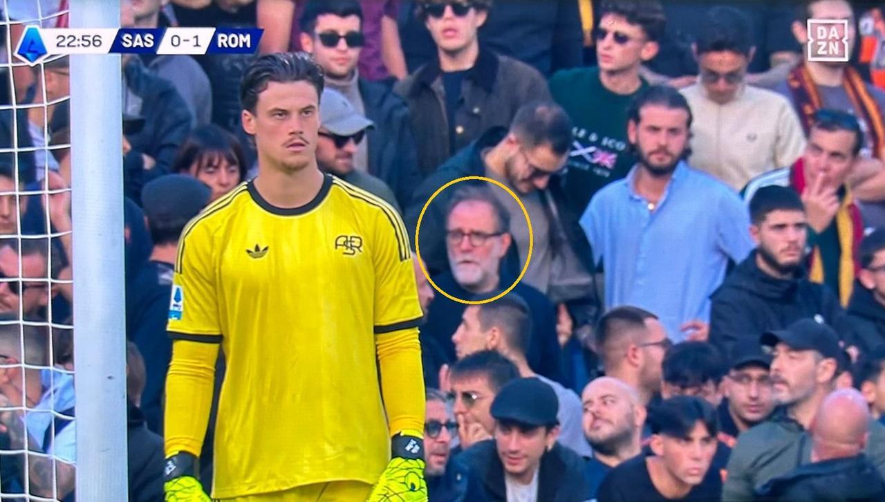 
	Valerio Mastrandrea in curva al Mapei Stadium (Dazn)

