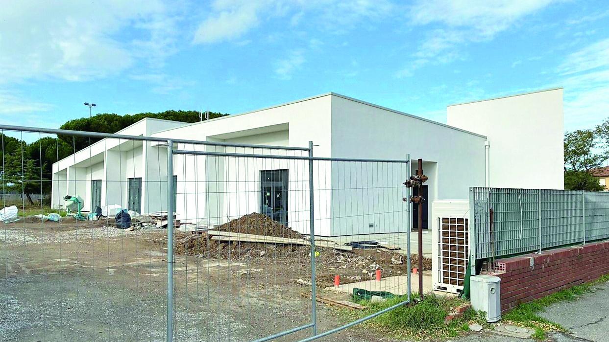 Il nuovo asilo Arcobaleno in costruzione a Palazzi (Foto Falorni/ Stick)