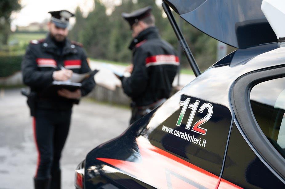 Lucca, non rispetta il divieto di avvicinamento verso l’ex moglie: arrestato