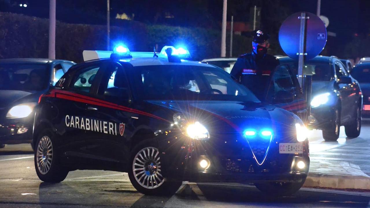 Cocaina nel marsupio e nello scooter: arrestato un 27enne