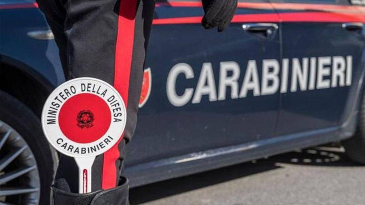 Sul posto i carabinieri (Foto di repertorio)