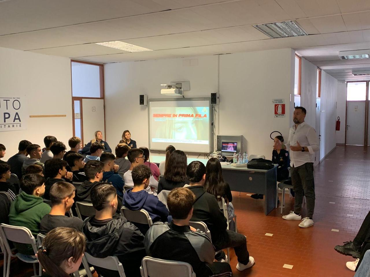 La Polizia locale di Sassari in prima fila contro il bullismo
