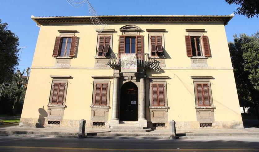 In consiglio i dubbi sui lavori in corso alla Palazzina Regia di Montecatini