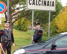 
	Una pattuglia dei carabinieri in servizio a Calcinaia (foto archivio)

