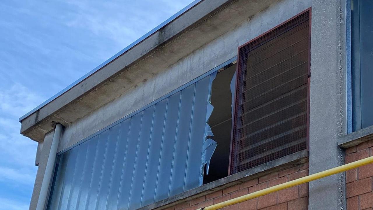 Quattro aziende e tre bar svaligiati a colpi di muletto e martello: cosa è successo lunedì notte a Mancasale