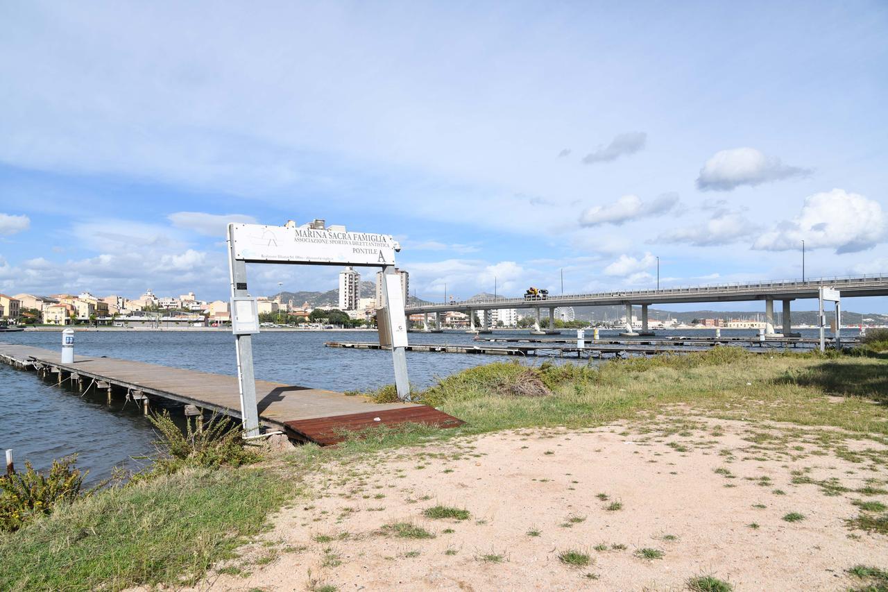 
	I pontili della Marina della Sacra Famiglia

