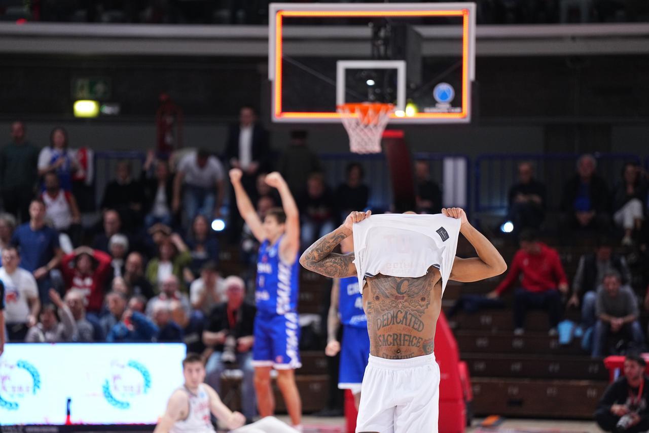 La Una Hotels Reggio Emilia cade al Bigi contro il Cibona Zagabria
