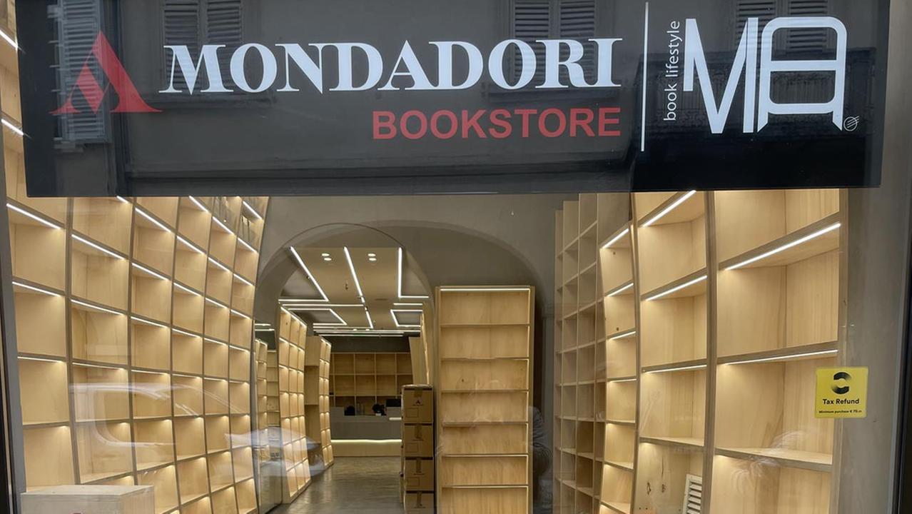 Al Mercato Coperto chiude la libreria Mondadori
