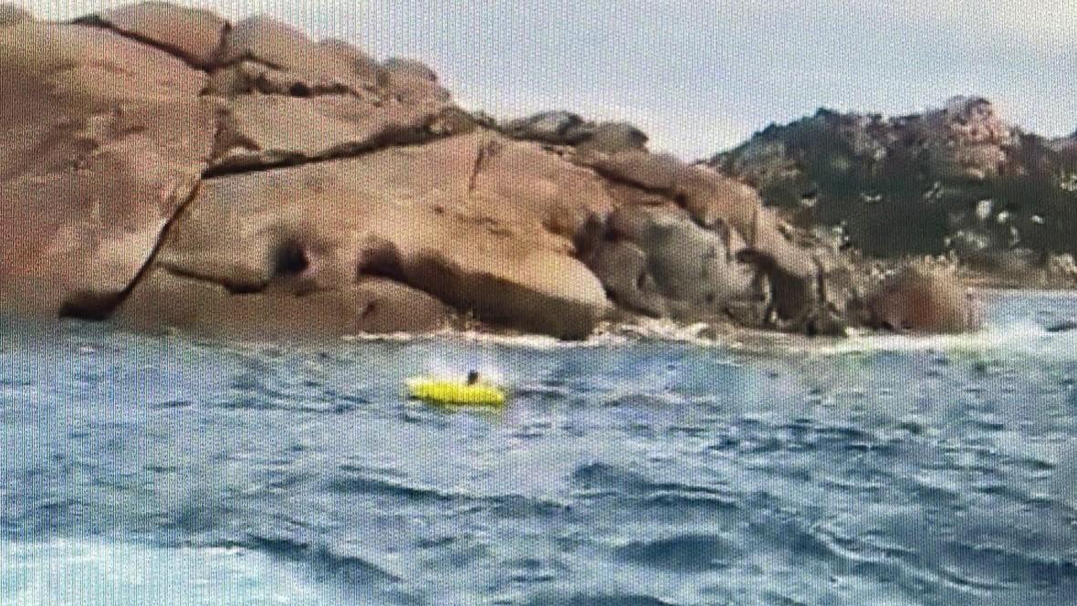 Due canoisti in difficoltà a Tavolara: recuperati dalla guardia costiera