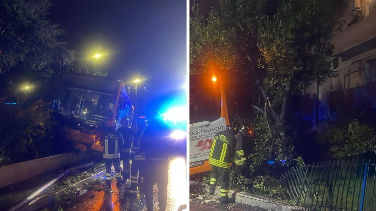 Livorno, bus di Autolinee sbanda e finisce in un giardino di Salviano