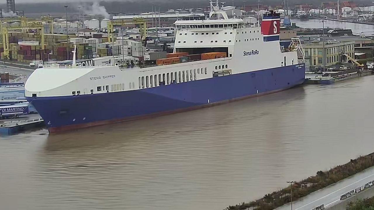 La "Stena Shipper", la nave cargo ro-ro dove avevano viaggiato i due migranti per raggiungere l'Italia