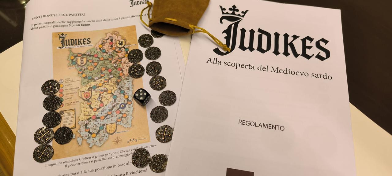 A scuola non lo si insegna? Il medioevo sardo si impara con un gioco da tavola: ecco Judikes