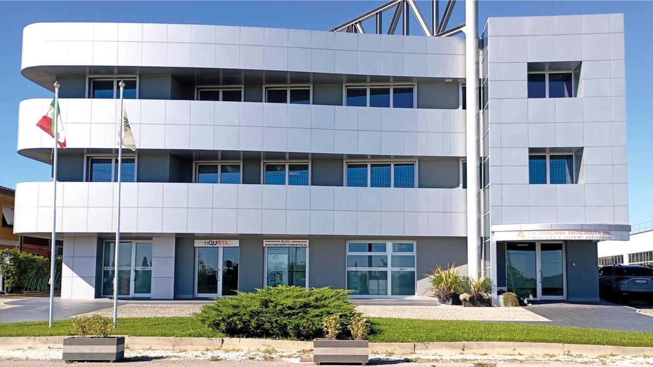 Toscana Anticaduta inaugura la nuova sede: la sicurezza in quota diventa cultura