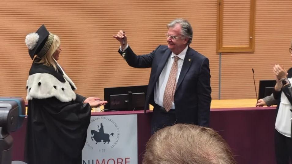 Unimore, passaggio di consegne: la nuova rettrice Cucchiara assume la guida dell’università