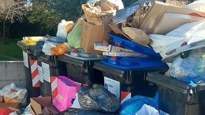 Rifiuti, a Cecina giro di vite sui controlli: installate 10 nuove telecamere