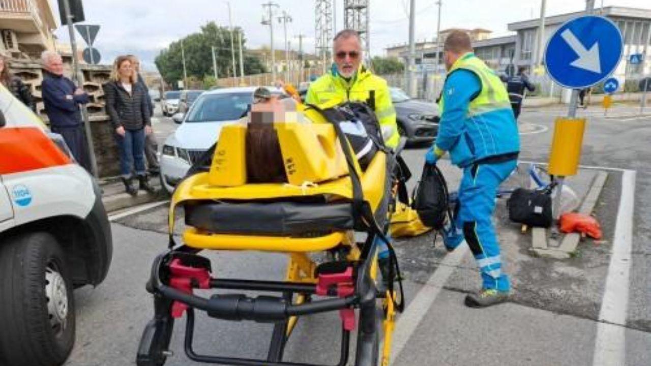 I soccorsi alla donna (Foto di Luca Sforzi)