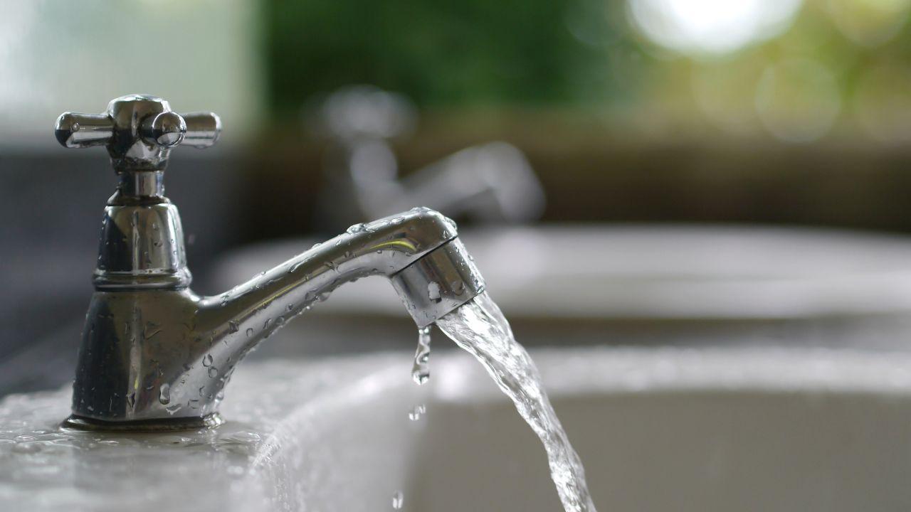 Firenze, acqua contaminata nelle case: in 60 colpiti da disturbi gastrointestinali
