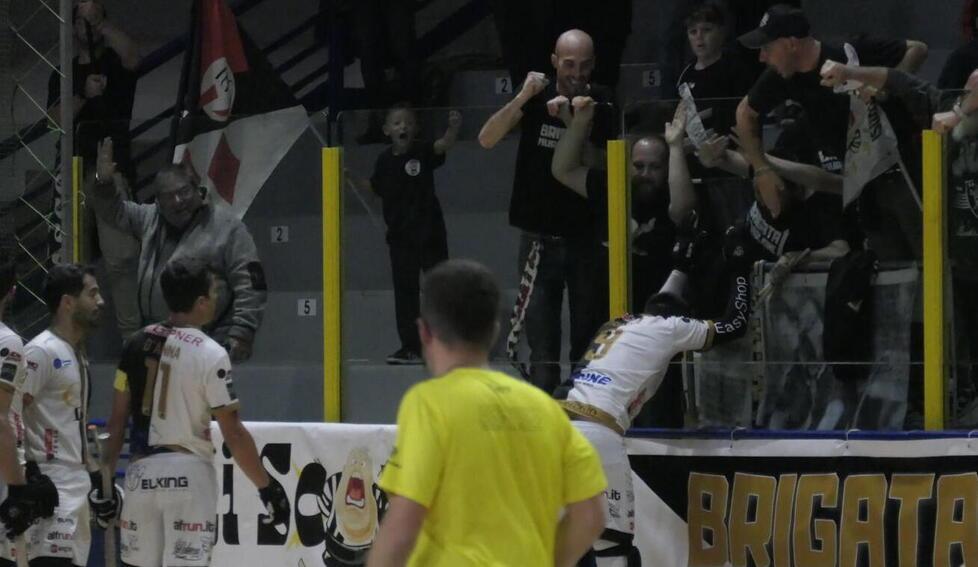 Hockey, Cgc Viareggio di nuovo in vetta per una notte<br type="_moz" />
