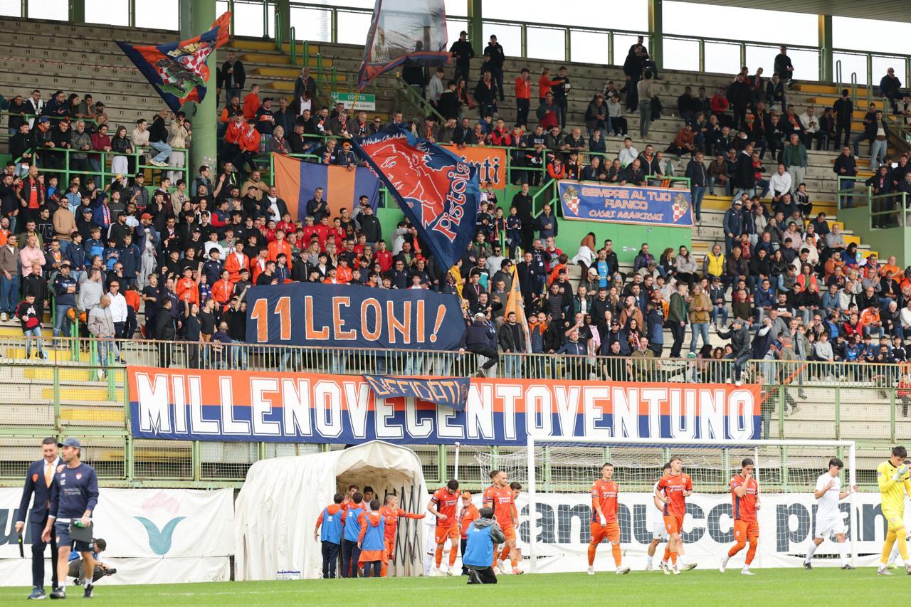 La Pistoiese passa al 94’ e sale in vetta alla classifica