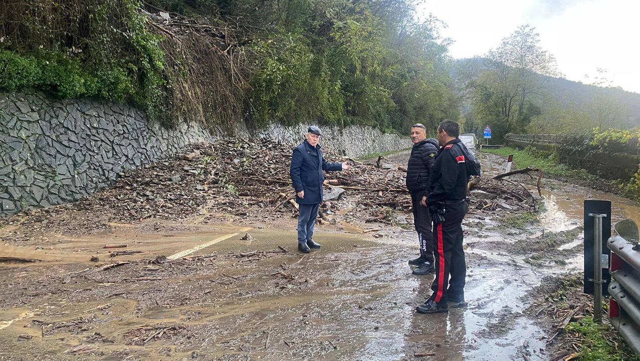 Aulla, maltempo: colata di fango e detriti sulla Strada “Delle Lame”<br type="_moz" />