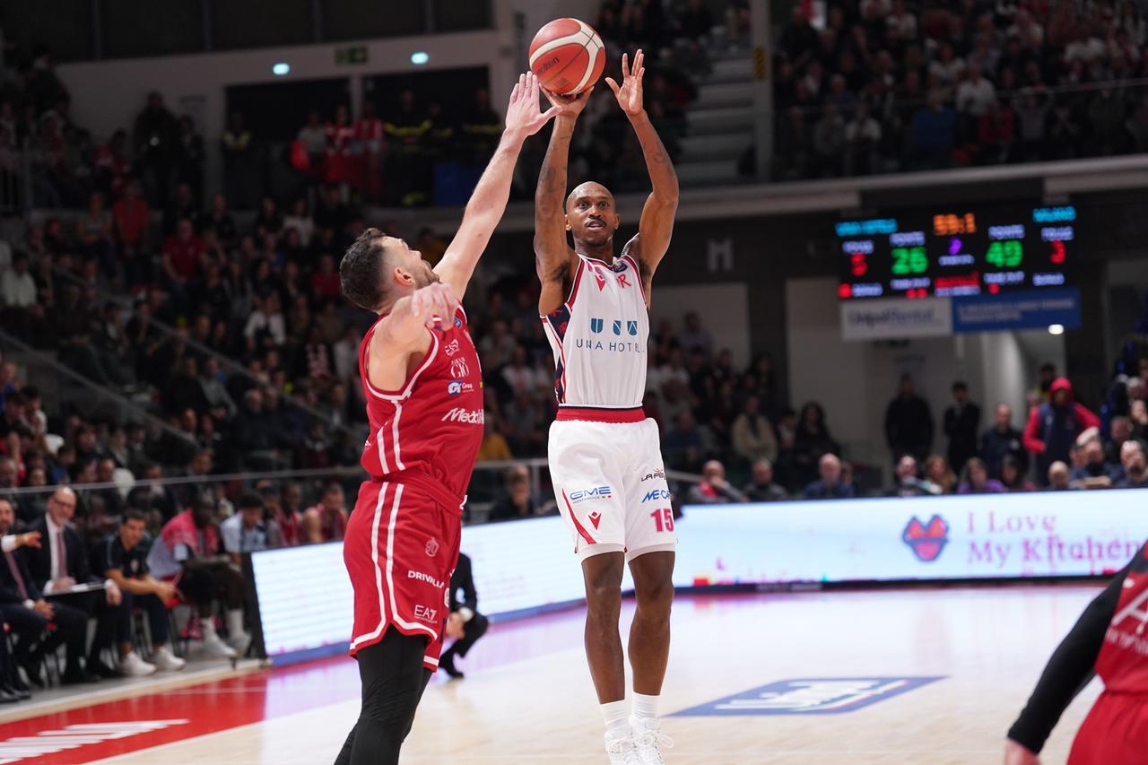 La Una Hotels rimedia una pesante sconfitta contro l’Olimpia Milano