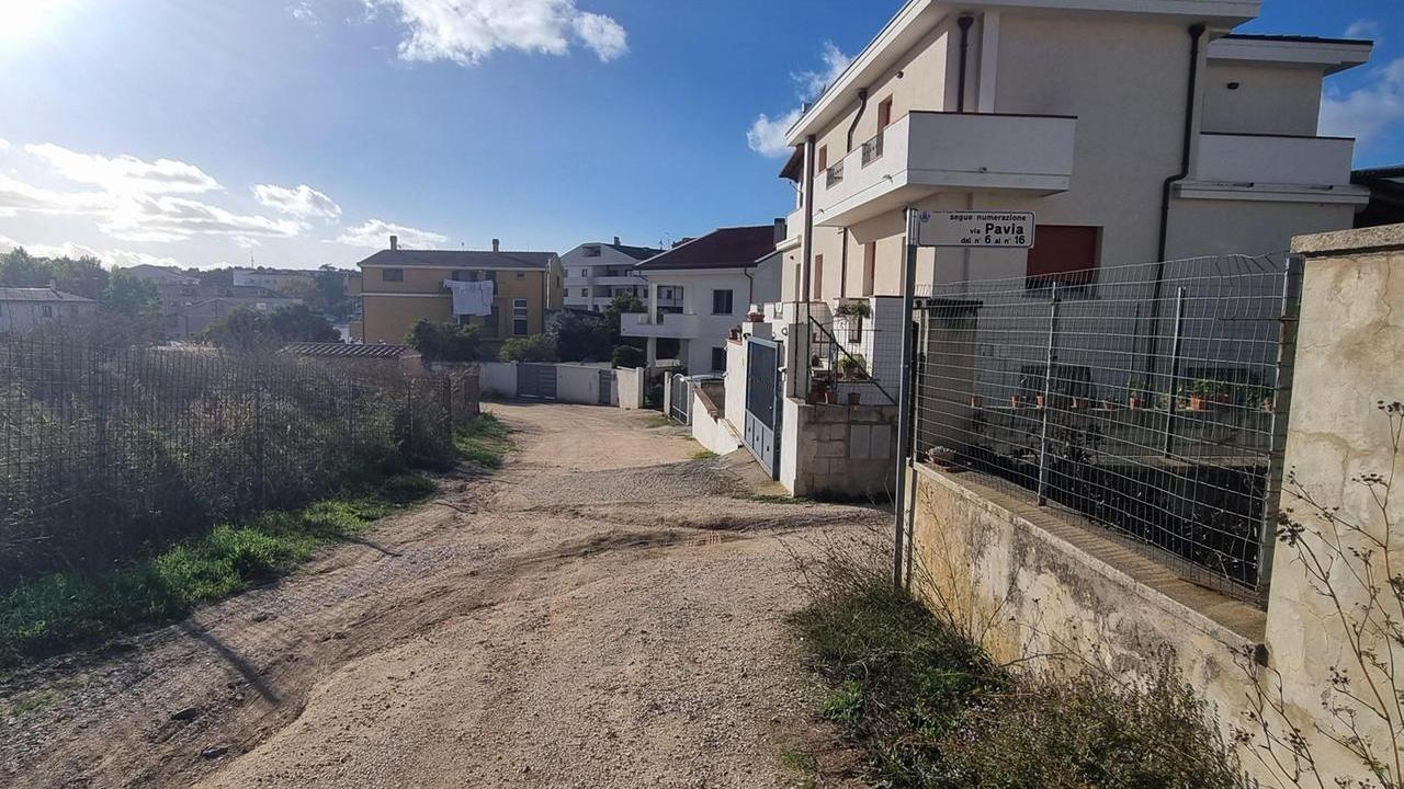 L’appello dei rioni dimenticati: «Da venti anni senza asfalto e servizi»