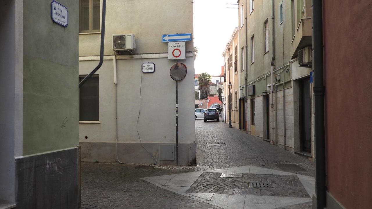 La nuova Ztl nel centro storico di Oristano (foto di Francesco Pinna)