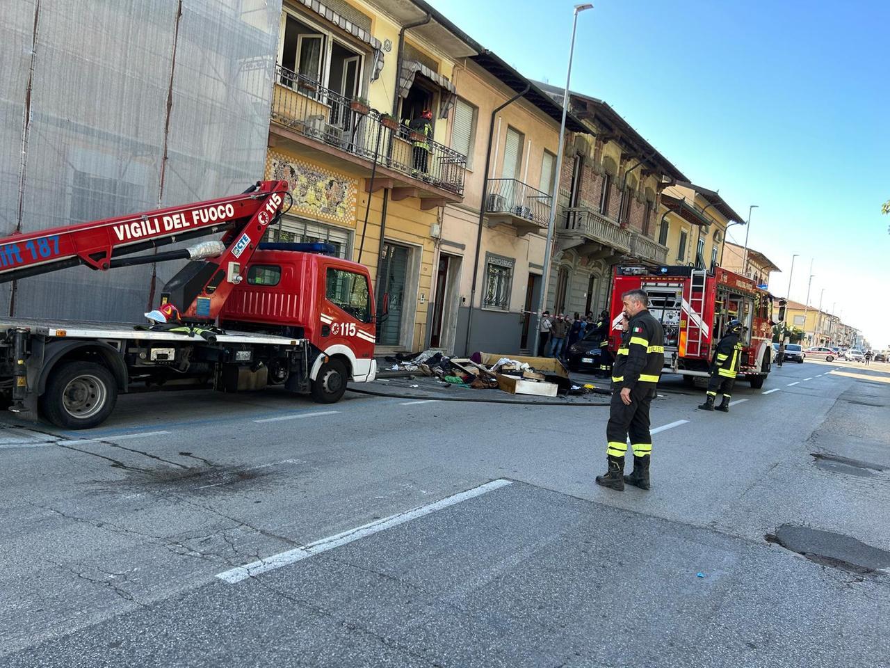 
	La casa incendiata (foto Paglianti)

