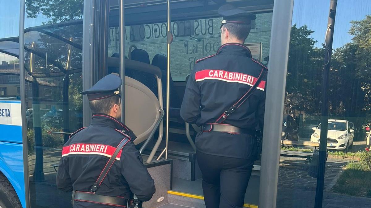 Spray sulla corriera: l'intervento dei carabinieri