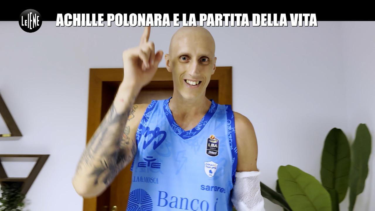 Achille Polonara con la maglia della Dinamo Basket in un fotogramma del servizio delle Iene
