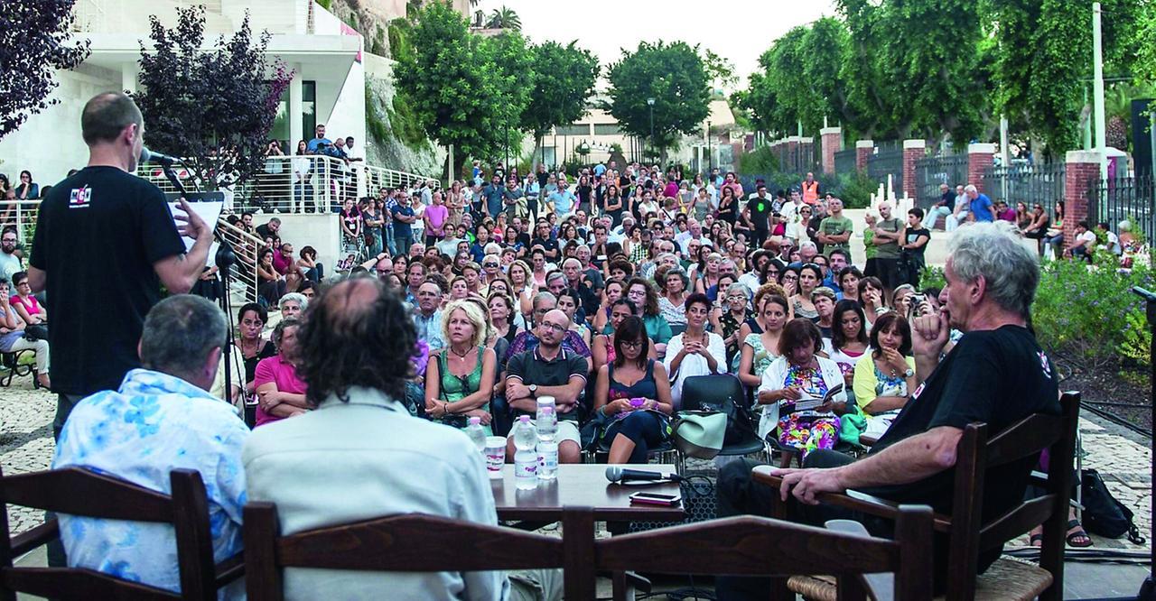 Il Marina Cafè Noir lascia Cagliari dopo 23 anni